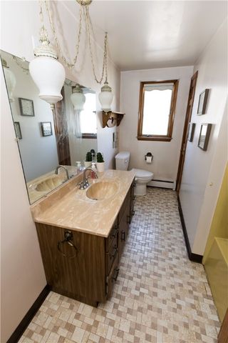 813 Green St, California, PA 15419