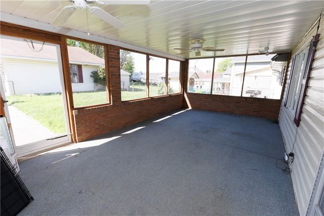 813 Green St, California, PA 15419