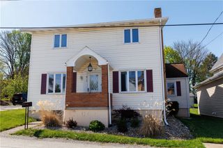 813 Green St, California, PA 15419