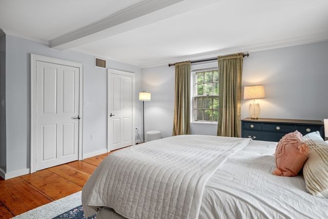 2 Andover St B, Salem, MA 01970
