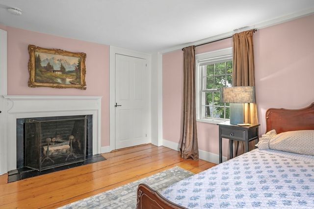 2 Andover St B, Salem, MA 01970