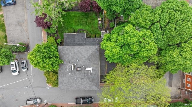 2 Andover St B, Salem, MA 01970