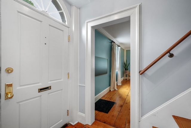 2 Andover St B, Salem, MA 01970