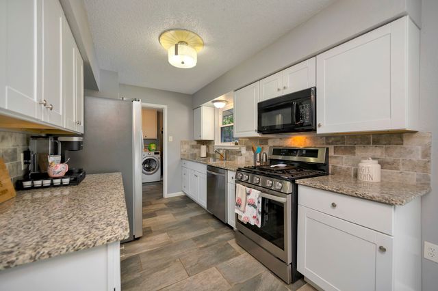 2727 Buffalo Drive, Arlington, TX 76013