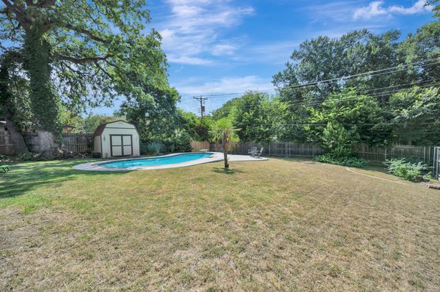 2727 Buffalo Drive, Arlington, TX 76013