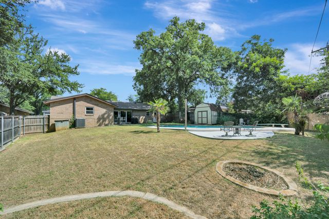 2727 Buffalo Drive, Arlington, TX 76013