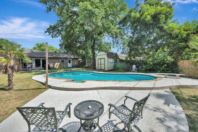 2727 Buffalo Drive, Arlington, TX 76013