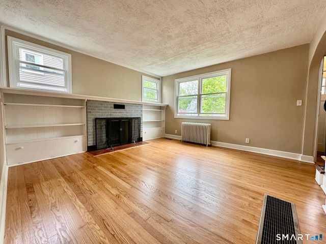 33 Emerson Street, Norwalk, CT 06855