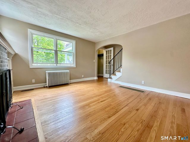 33 Emerson Street, Norwalk, CT 06855