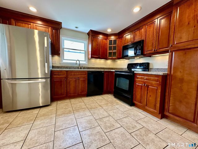 33 Emerson Street, Norwalk, CT 06855