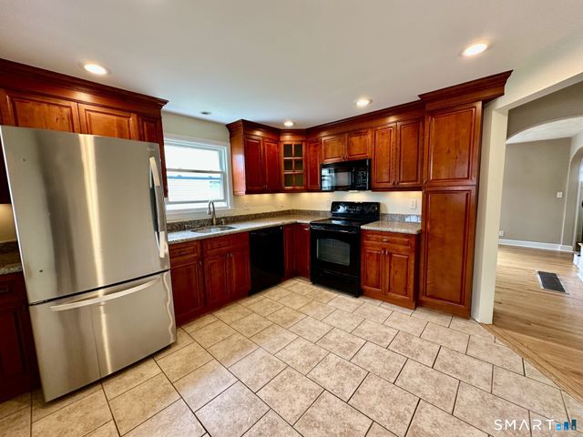 33 Emerson Street, Norwalk, CT 06855