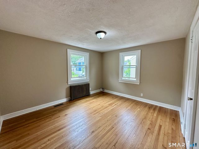 33 Emerson Street, Norwalk, CT 06855