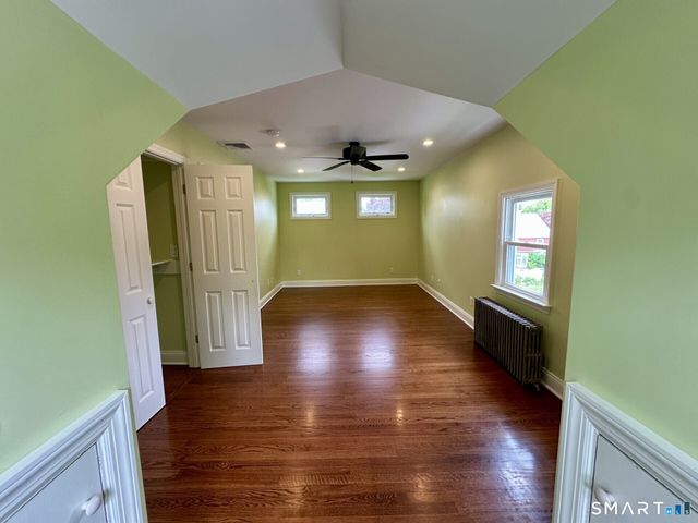 33 Emerson Street, Norwalk, CT 06855