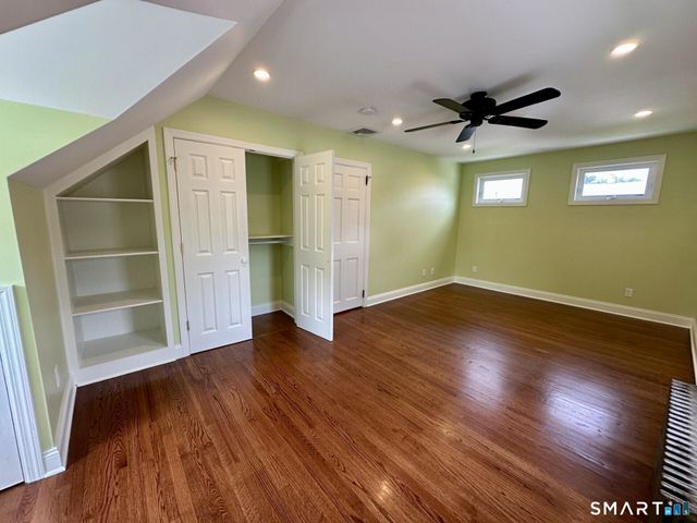 33 Emerson Street, Norwalk, CT 06855