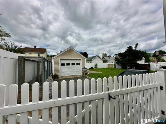 33 Emerson Street, Norwalk, CT 06855