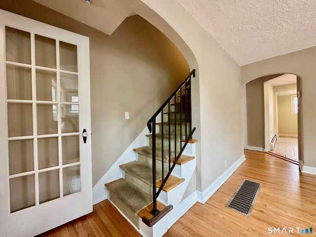 33 Emerson Street, Norwalk, CT 06855