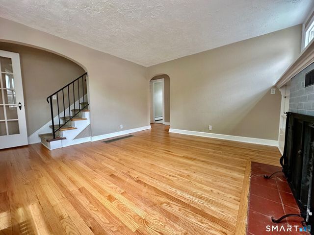 33 Emerson Street, Norwalk, CT 06855