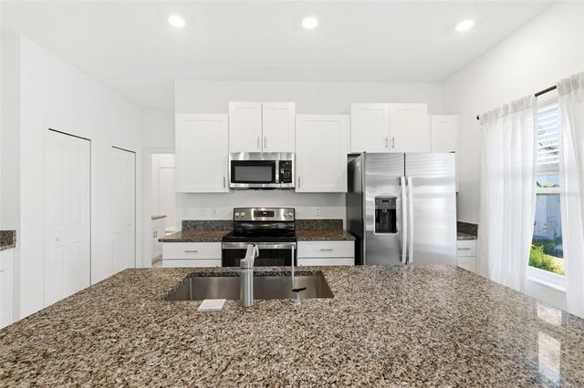 873 TENNYSON MILL CIRCLE, Tampa, FL 33619