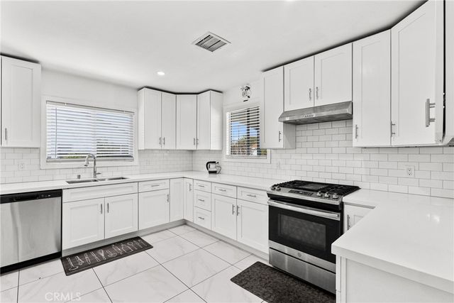 13102 Branford Street, Arleta, CA 91331