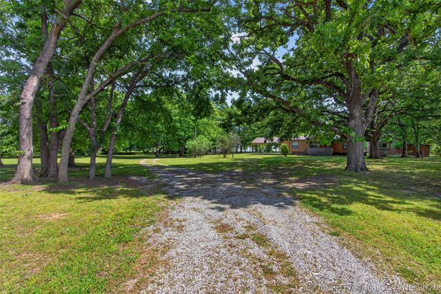 3152 E 4675 Road, Adair, OK 74330