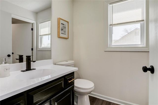 824 S Elk Lane, Bonner Springs, KS 66012