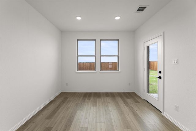1422 Greenbelt Drive, Forney, TX 75126