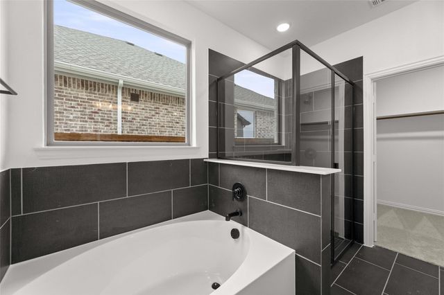 1422 Greenbelt Drive, Forney, TX 75126