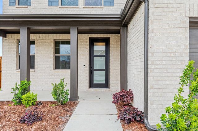 1422 Greenbelt Drive, Forney, TX 75126
