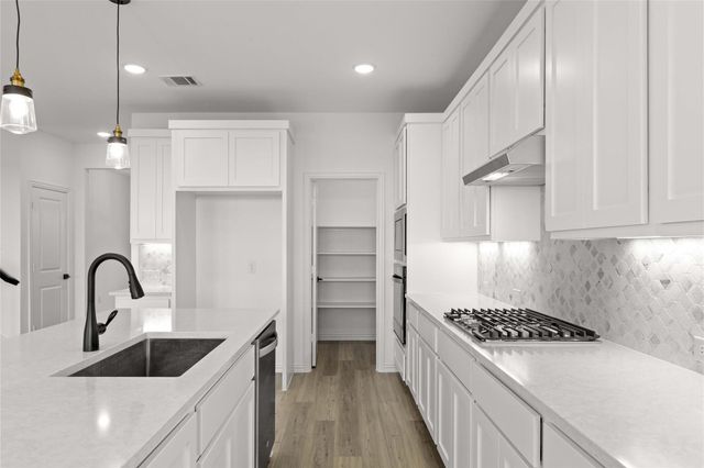 1422 Greenbelt Drive, Forney, TX 75126