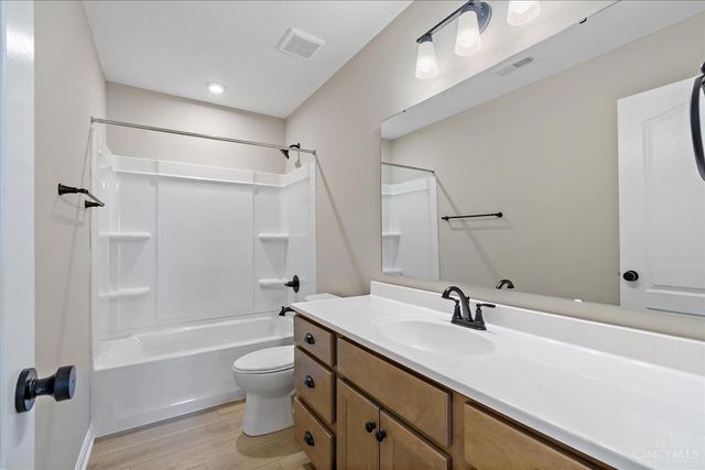 4033 Silverstone Lane, Union Twp, OH 45103