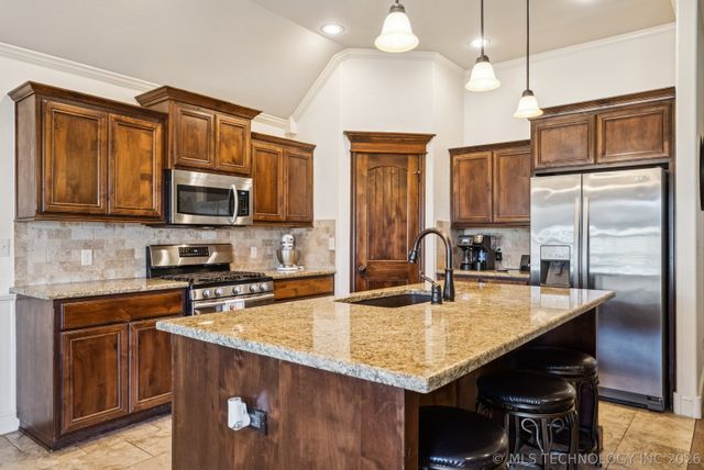 12451 E 129th Street North, Collinsville, OK 74021