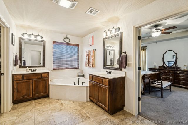 12451 E 129th Street North, Collinsville, OK 74021