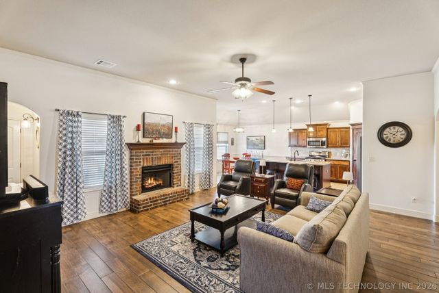 12451 E 129th Street North, Collinsville, OK 74021