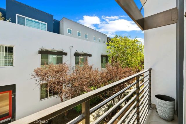 5300 Playa Vista Drive 5, Playa Vista, CA 90094