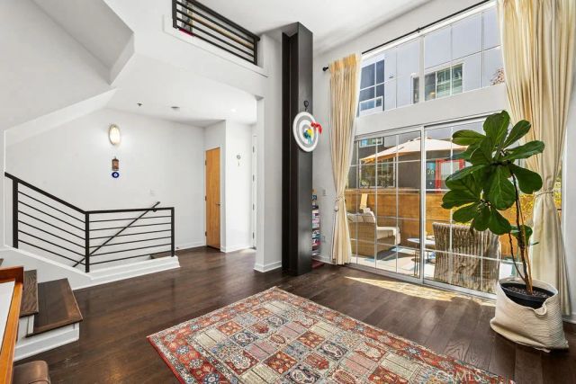 5300 Playa Vista Drive 5, Playa Vista, CA 90094