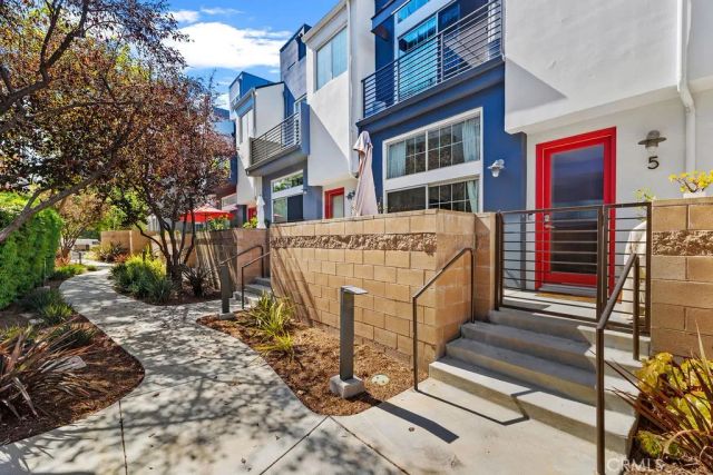 5300 Playa Vista Drive 5, Playa Vista, CA 90094