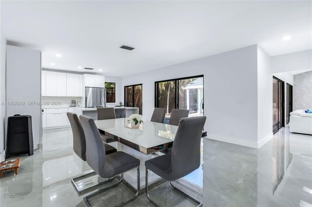 4500 NW 113th Ter, Coral Springs, FL 33065