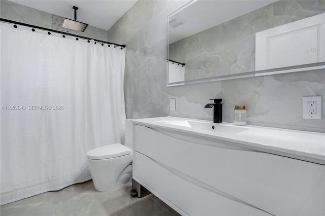 4500 NW 113th Ter, Coral Springs, FL 33065