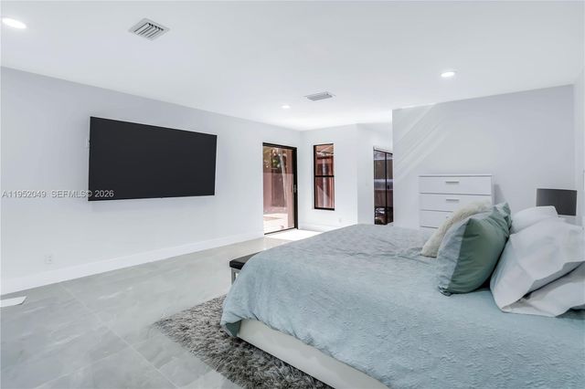 4500 NW 113th Ter, Coral Springs, FL 33065