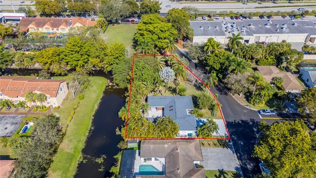 4500 NW 113th Ter, Coral Springs, FL 33065