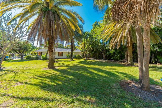 4500 NW 113th Ter, Coral Springs, FL 33065