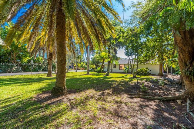 4500 NW 113th Ter, Coral Springs, FL 33065