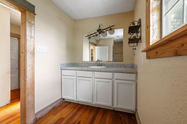 402 W Main Street, Ladonia, TX 75449