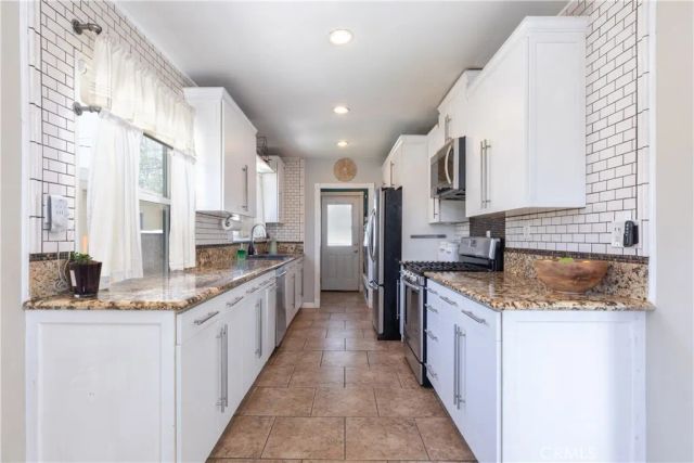 5819 Candlewood, Lakewood, CA 90713