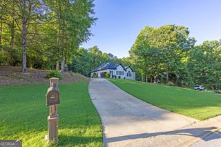 151 Dumar Lane, Hoschton, GA 30548