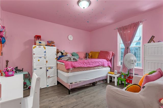 71 Colfax Street, Providence, RI 02905