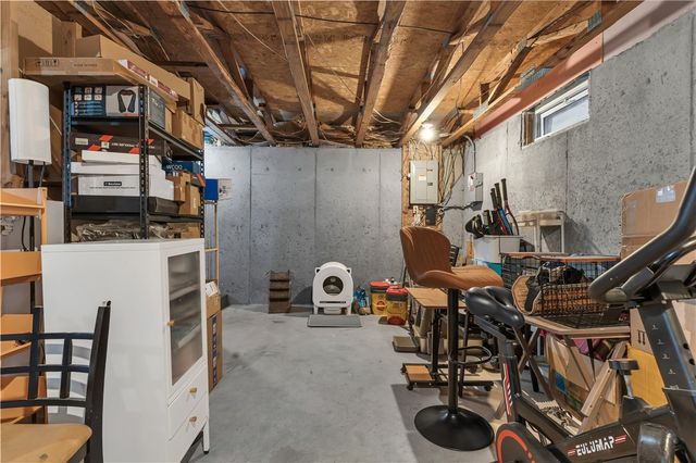 71 Colfax Street, Providence, RI 02905