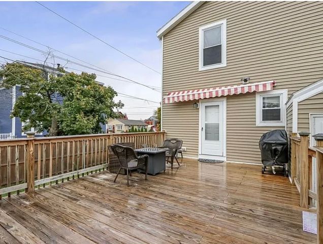 71 Colfax Street, Providence, RI 02905