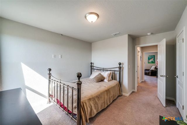 1390 Rios Bend Drive, New Braunfels, TX 78130