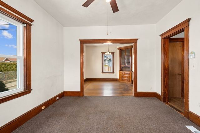 542 Riverside Ave, Medford, MA 02155